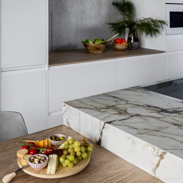neolith calacatta luxe x4 scaled