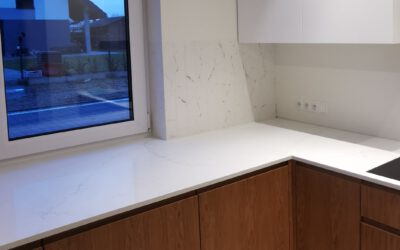 SIQUARTZ BIANCO VENATO poler